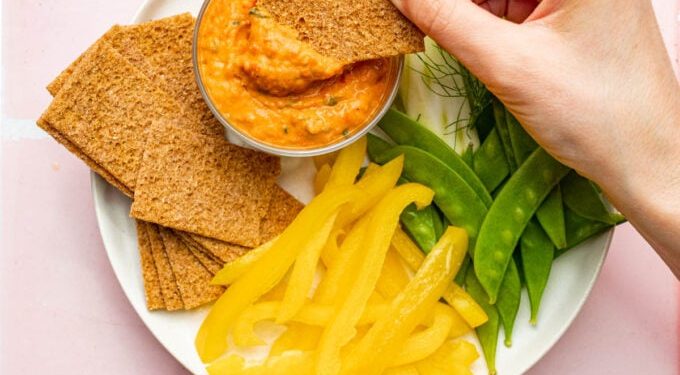 Vegan White Bean and Roasted Red Pepper Dip