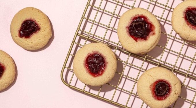 Gluten Free Thumbprint Cookies with Almond Flour (Vegan)